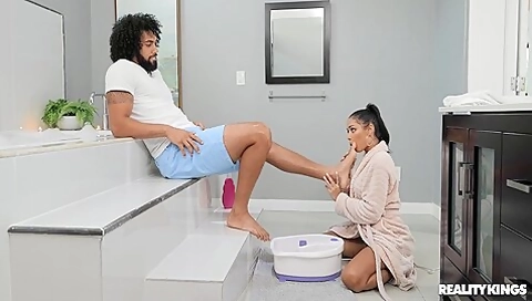 Camila Cortez Pussy Pampering